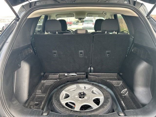 Used 2022 Ford Escape SE w/ Cold Weather Package image 33