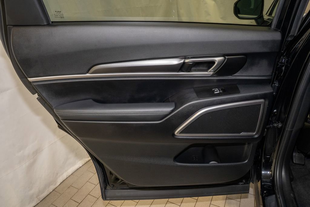 Certified 2024 Kia Telluride S w/ S Sunroof Package image 10