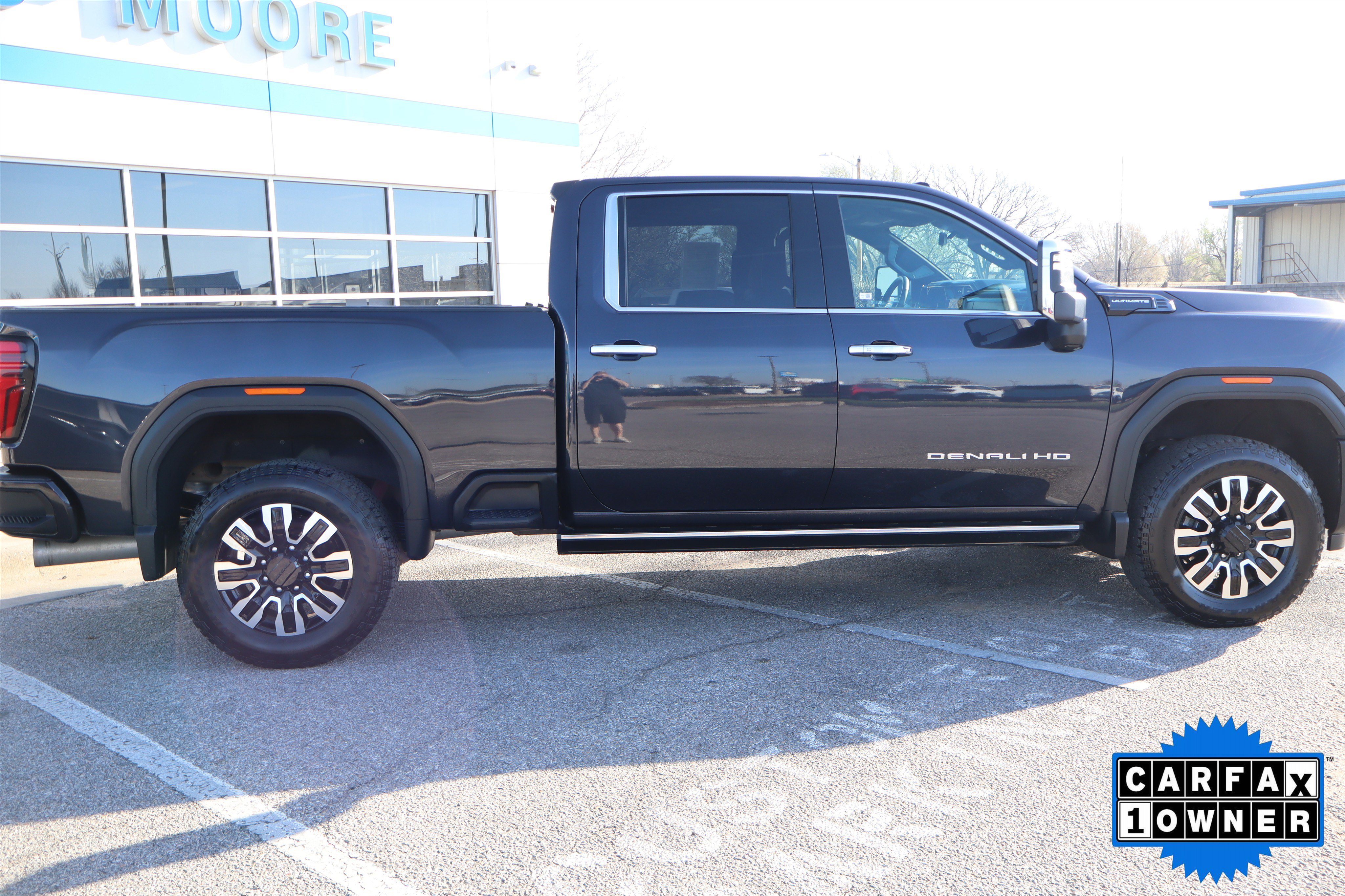 Used 2025 GMC Sierra 2500 Denali Ultimate image 5