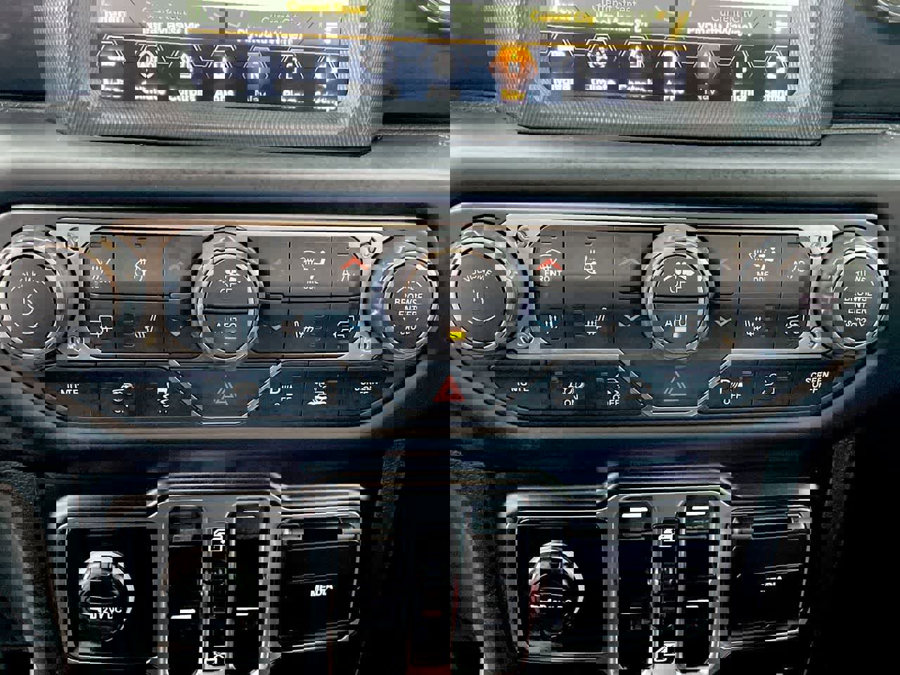 Used 2021 Jeep Wrangler Unlimited Rubicon w/ Trailer Tow Package image 30