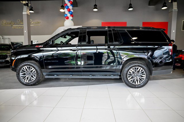 Used 2025 Chevrolet Suburban Z71 AWD/4WD image 4