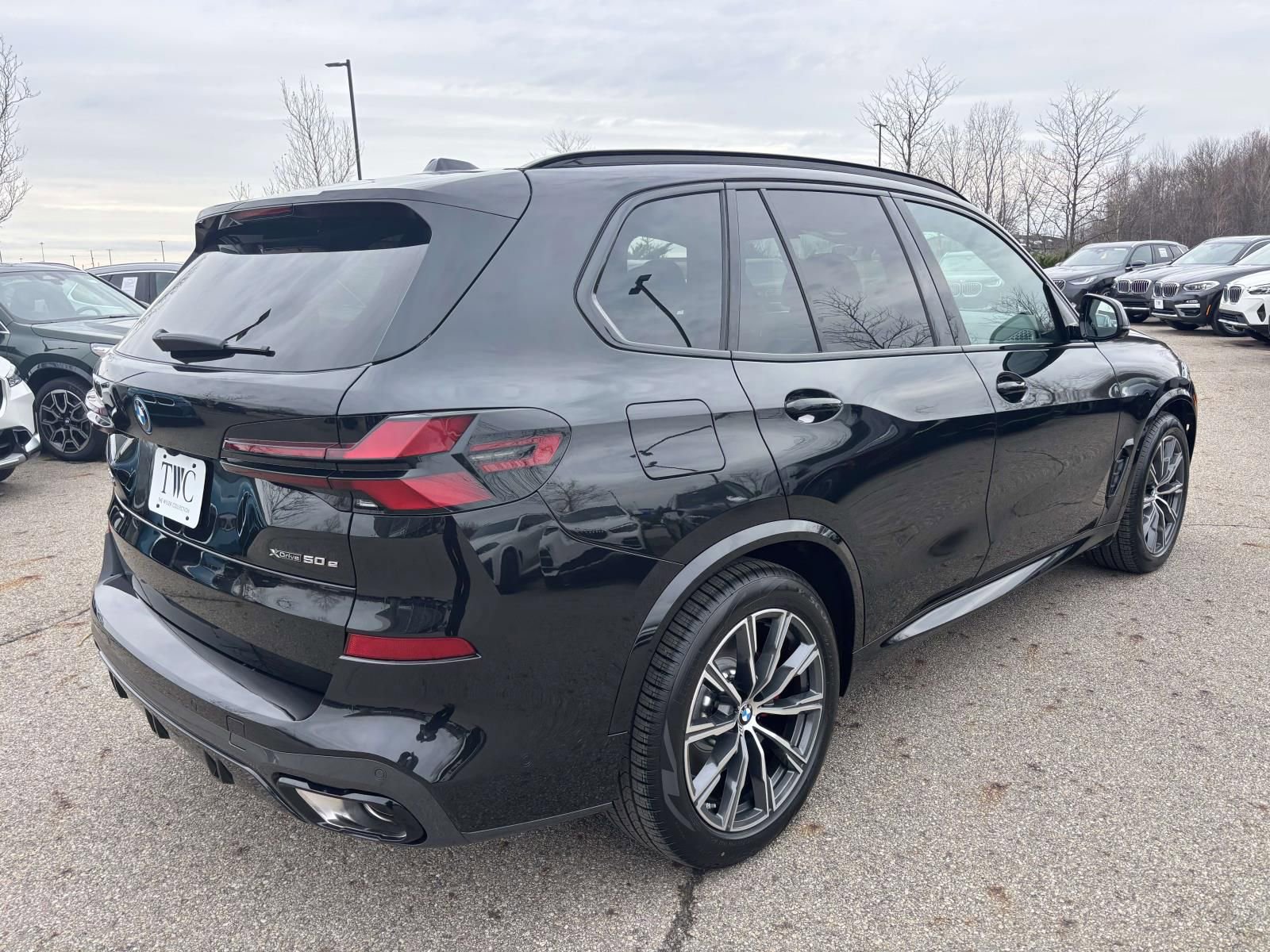 New 2026 BMW X5 xDrive50e AWD/4WD image 5