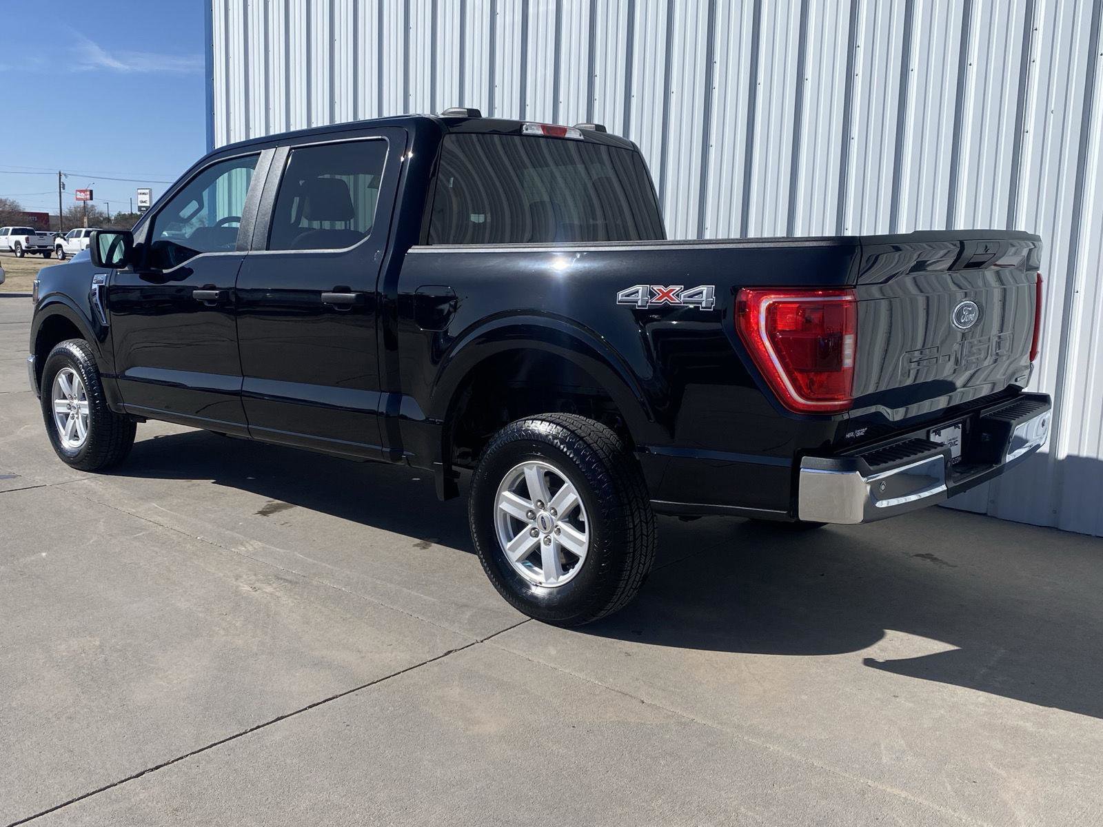 Used 2023 Ford F150 XLT image 7