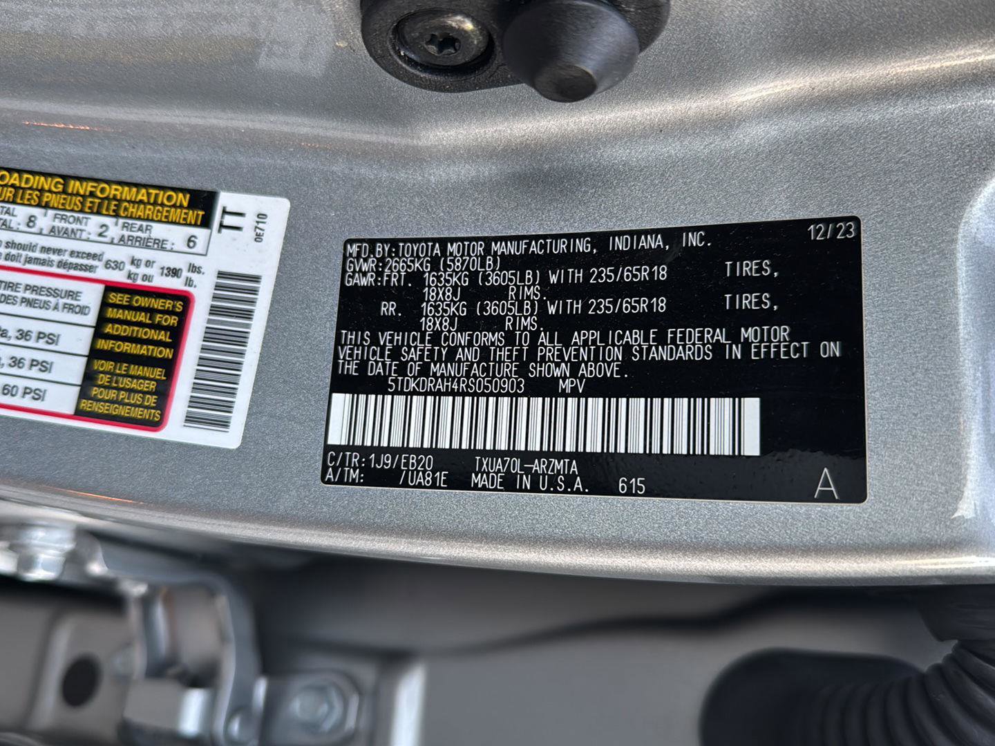 Used 2024 Toyota Highlander XLE image 39