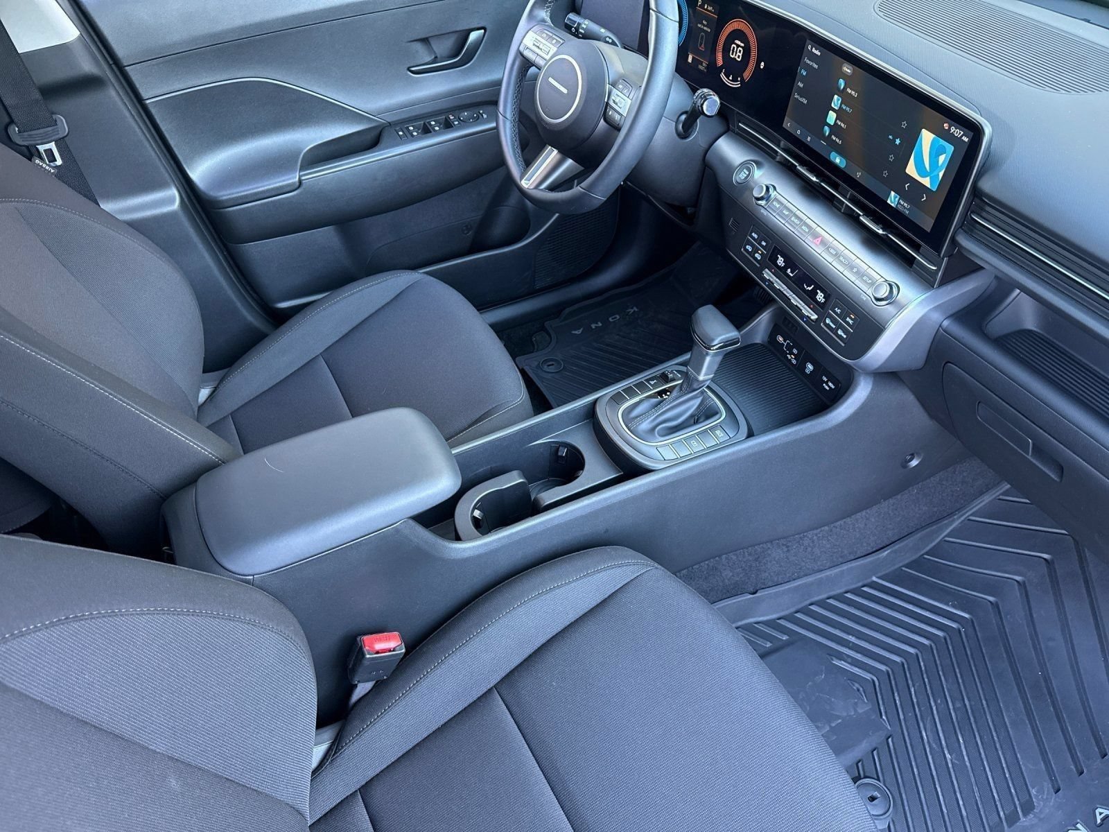 Used 2025 Hyundai Kona SEL AWD/4WD image 50