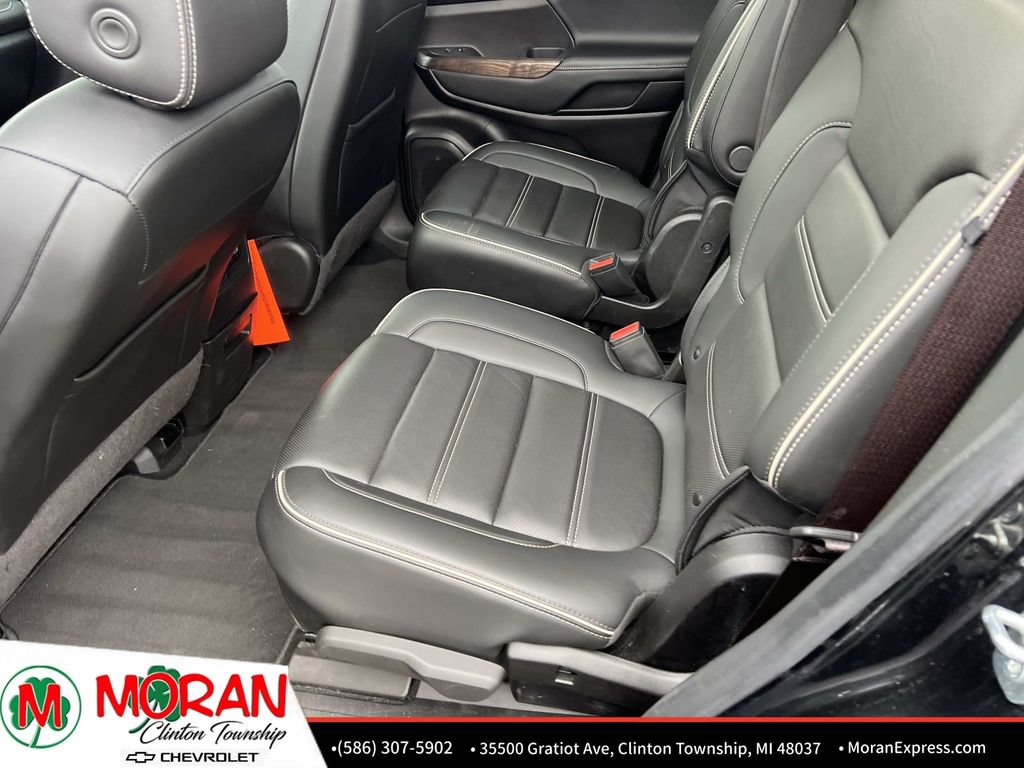 Certified 2022 GMC Acadia Denali w/ GMC Pro Grade Package AWD/4WD image 14