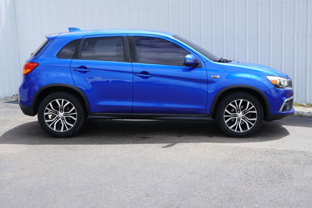 Used 2017 Mitsubishi Outlander Sport ES FWD image 2