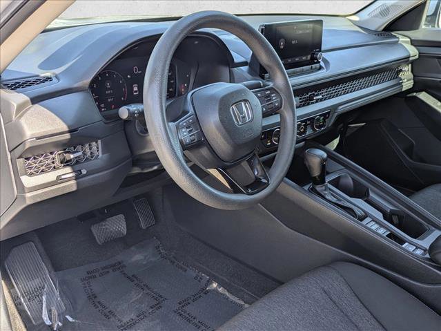 Used 2023 Honda Accord EX image 10