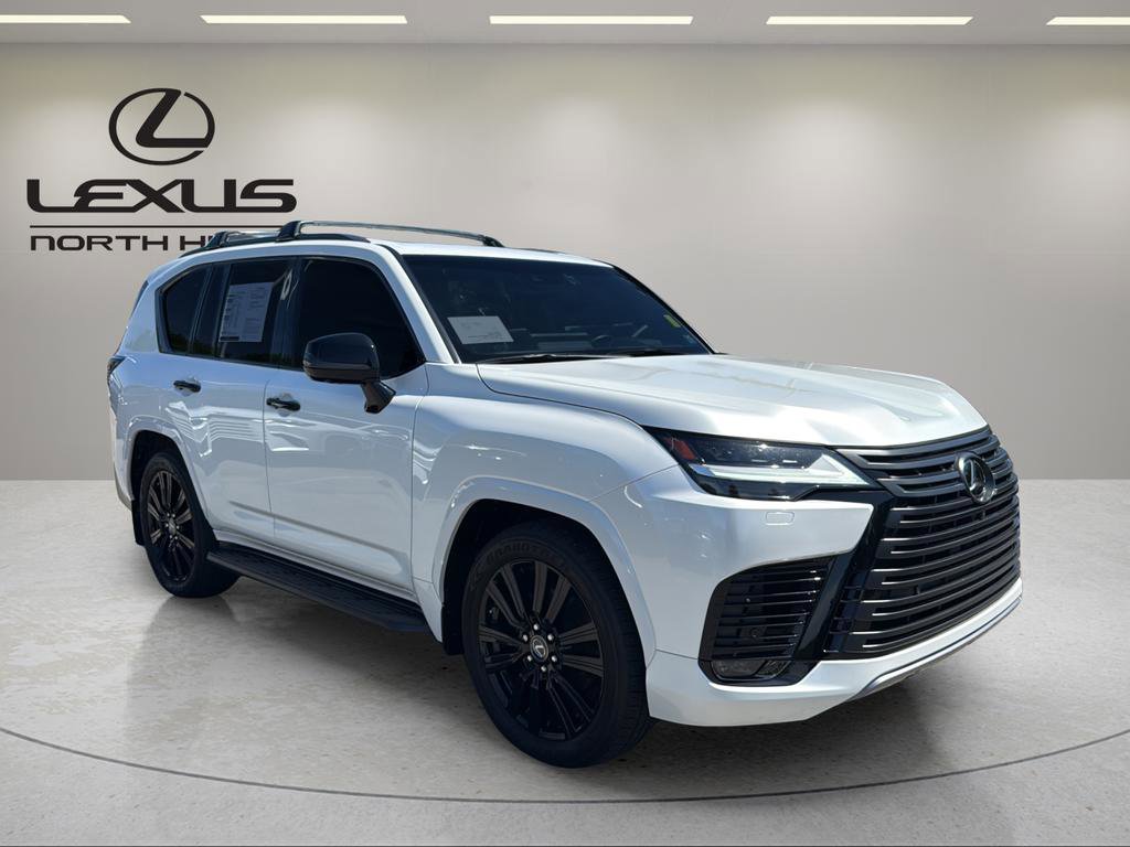 Used 2023 Lexus LX 600 4WD w/ Appearance Package image 4