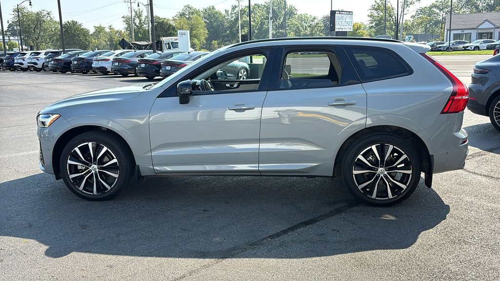 Certified 2025 Volvo XC60 B5 Ultra AWD/4WD image 2