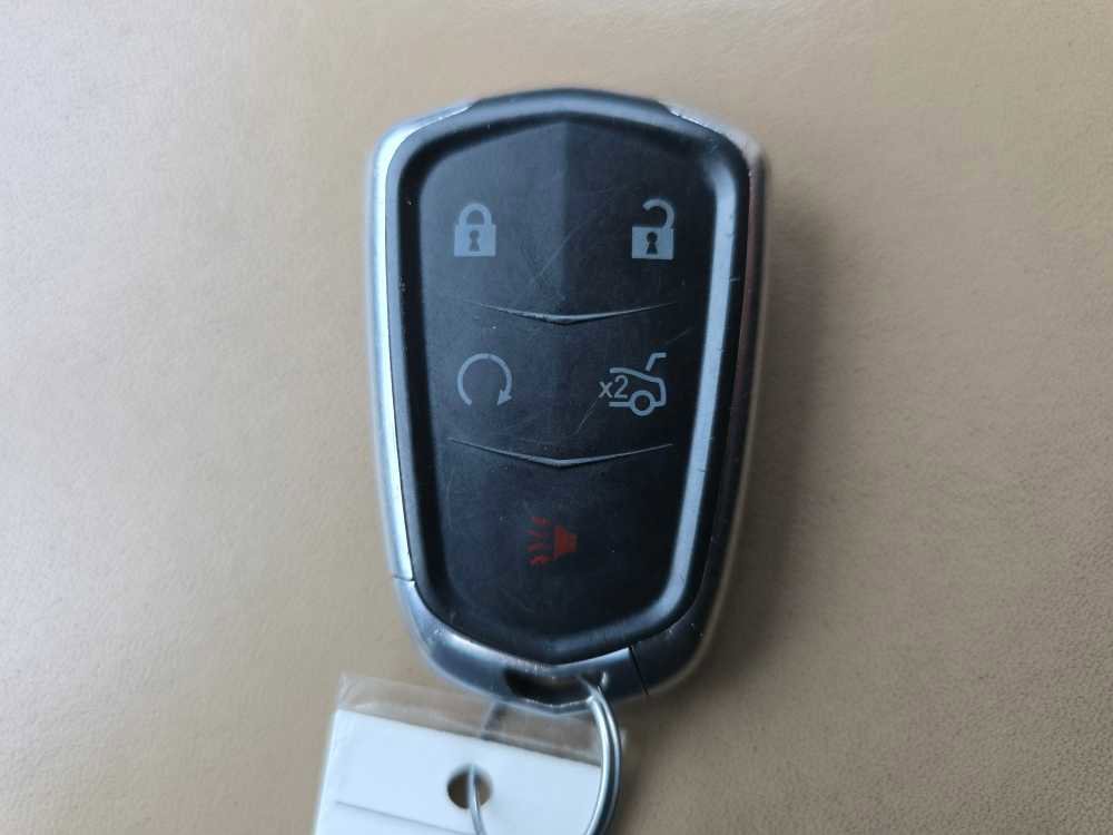 Used 2017 Cadillac XT5 Platinum w/ Driver Assist Package image 21