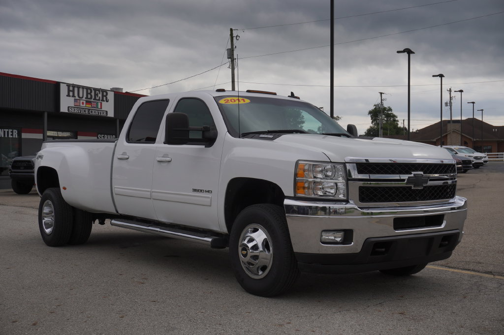 Used 2011 Chevrolet Silverado 3500 LTZ w/ LTZ Plus Package AWD/4WD image 9