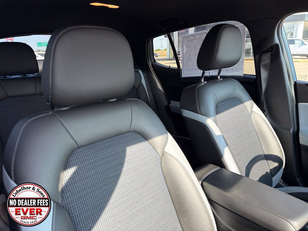 Used 2024 Buick Envista Preferred w/ Convenience I Package FWD image 4