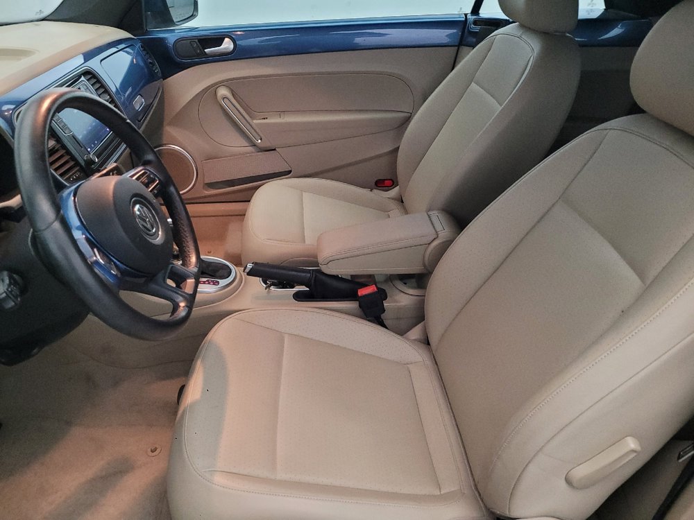 Used 2016 Volkswagen Beetle 1.8T SE FWD image 17