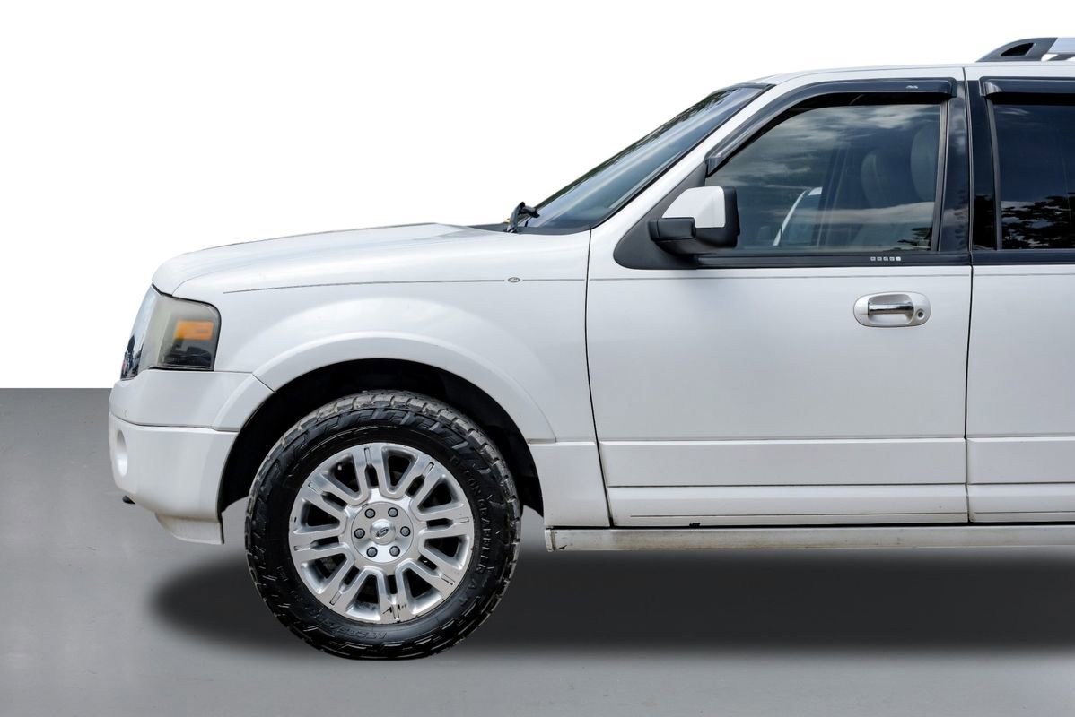 Used 2014 Ford Expedition EL Limited w/ Equipment Group 301A AWD/4WD image 10