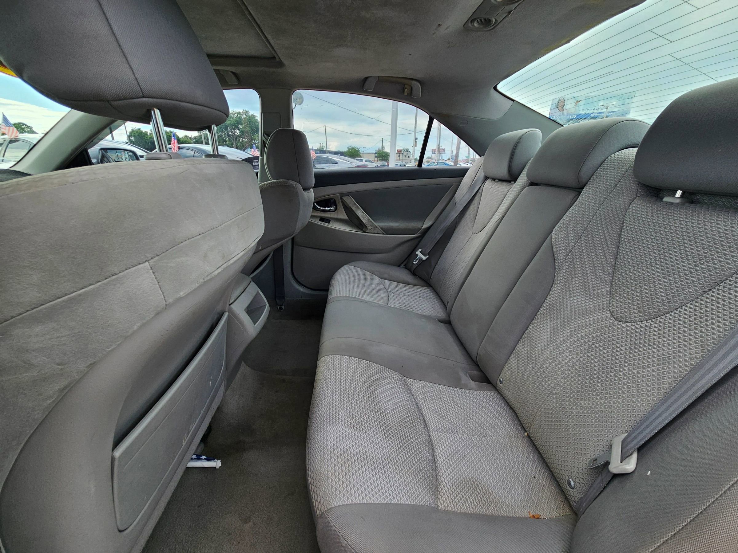 Used 2009 Toyota Camry SE FWD image 13