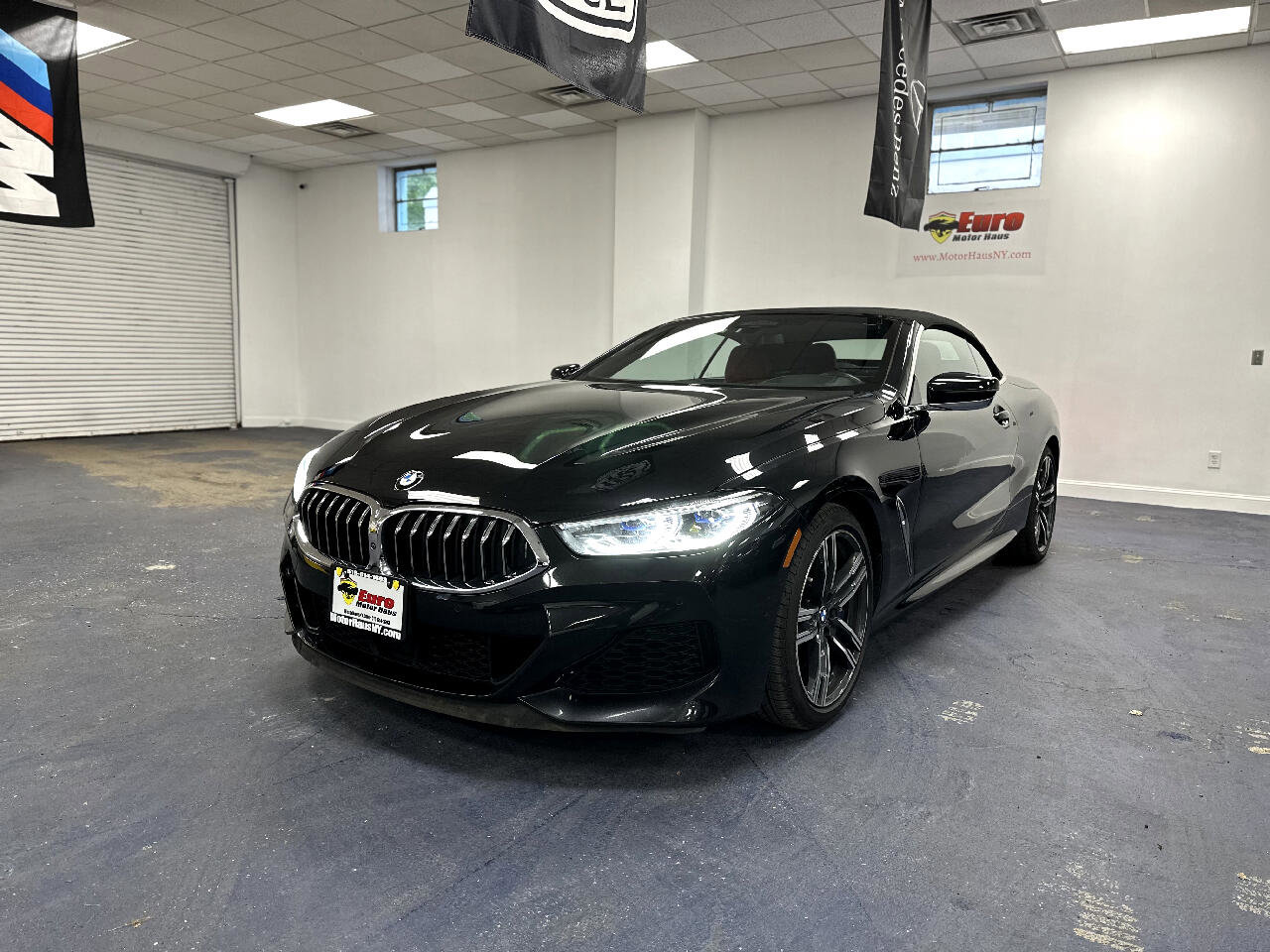 Used 2019 BMW M850i xDrive M850i xDrive Convertible image 2
