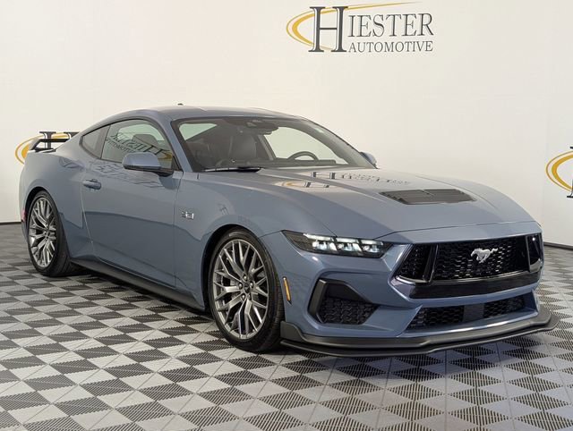Used 2025 Ford Mustang GT Premium image 2