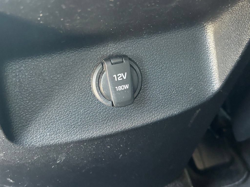 Used 2025 Hyundai Palisade SE FWD image 20