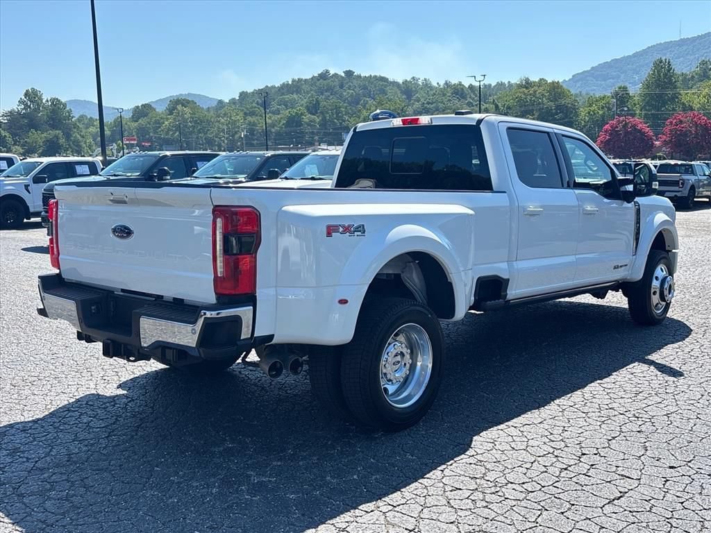 Used 2023 Ford F450 Lariat w/ Lariat Ultimate Package AWD/4WD image 8