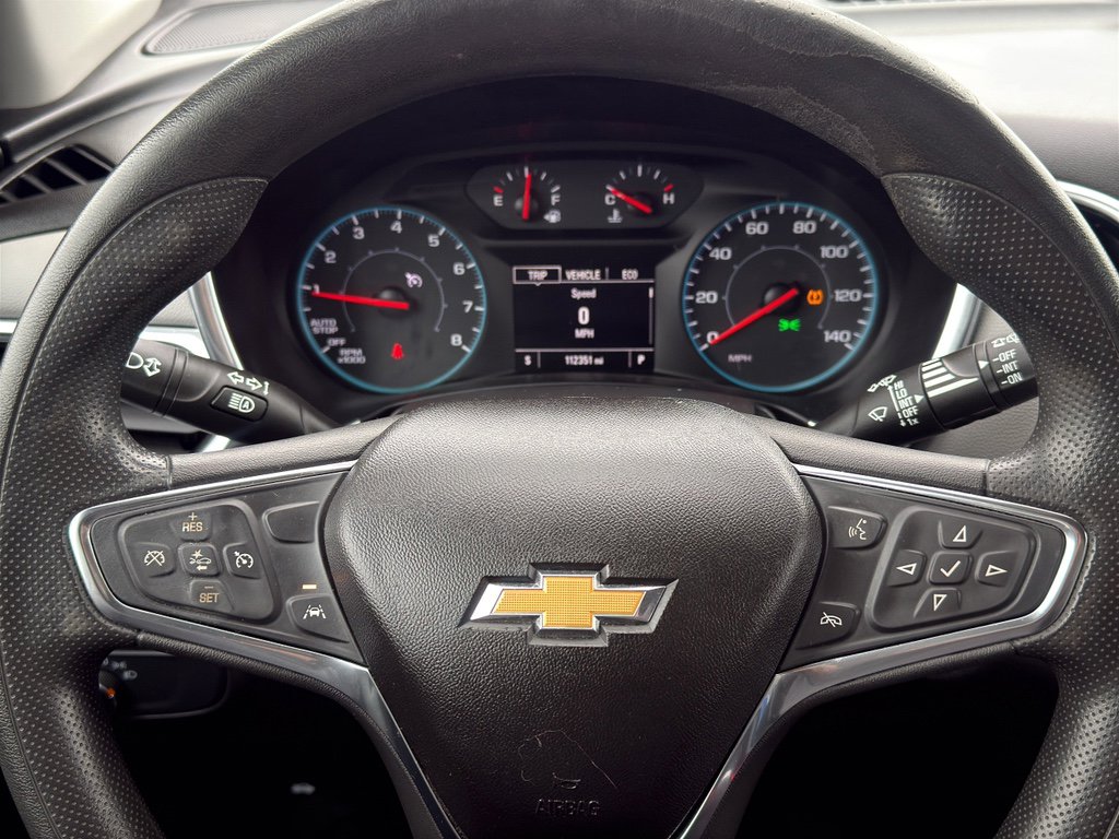 Used 2021 Chevrolet Equinox LS w/ LS Convenience Package image 17