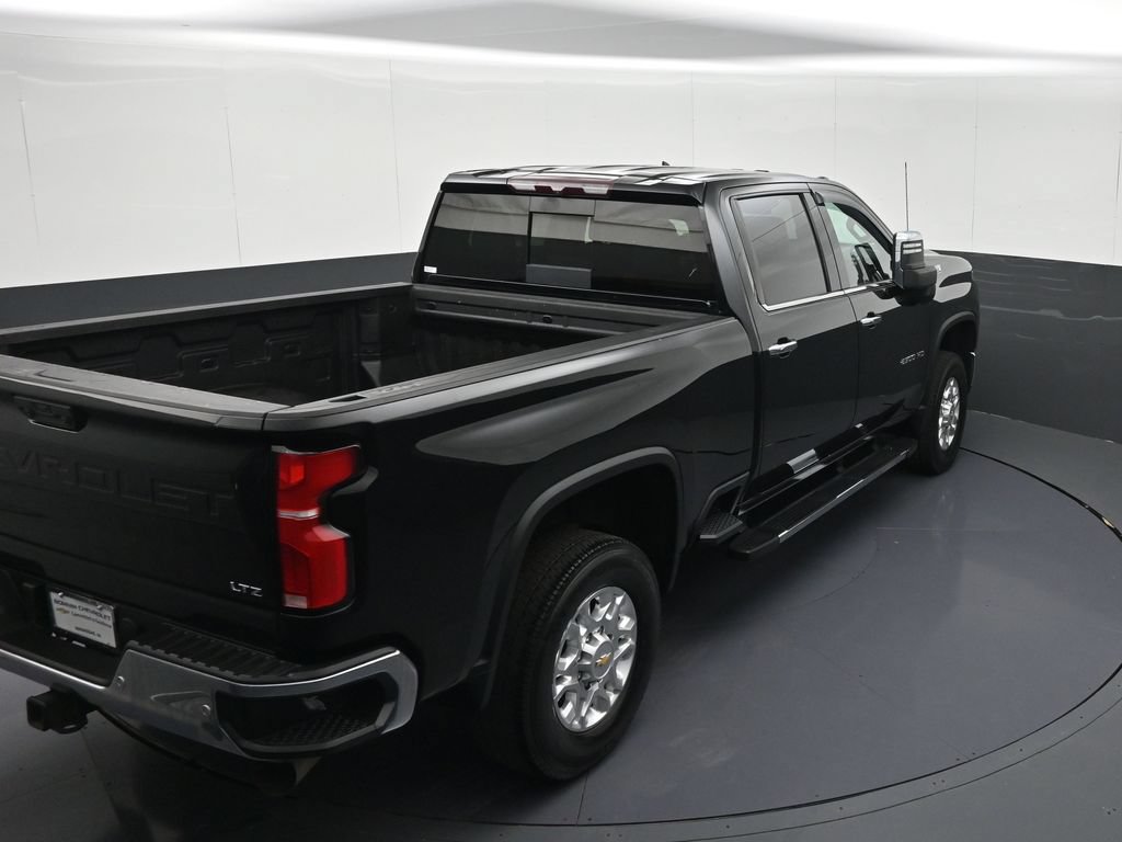 Used 2024 Chevrolet Silverado 2500 LTZ w/ LTZ Convenience Package AWD/4WD image 27