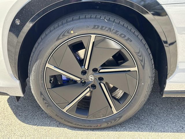 New 2026 Lexus RZ 450e AWD image 9