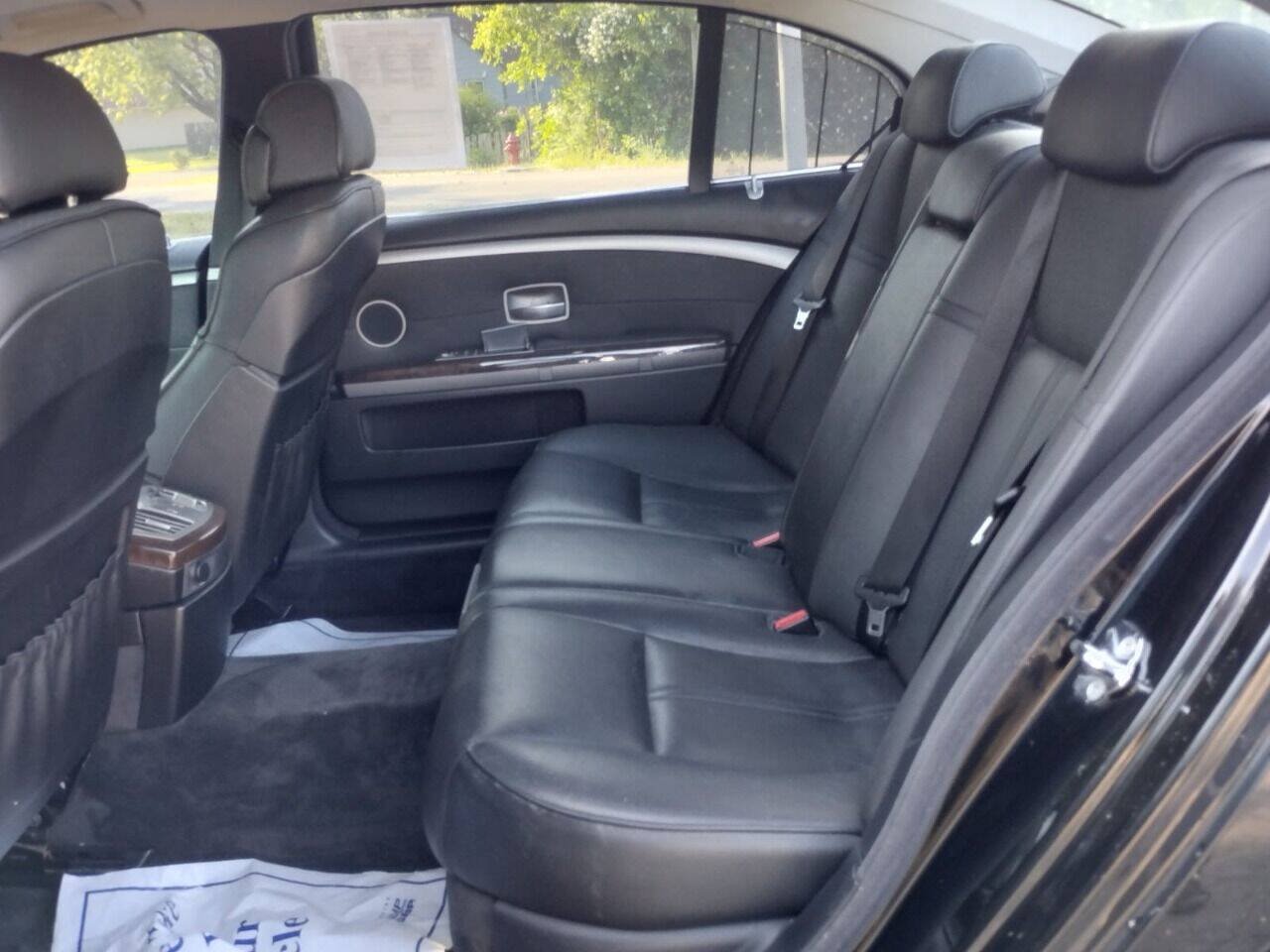 Used 2006 BMW 750Li RWD image 12