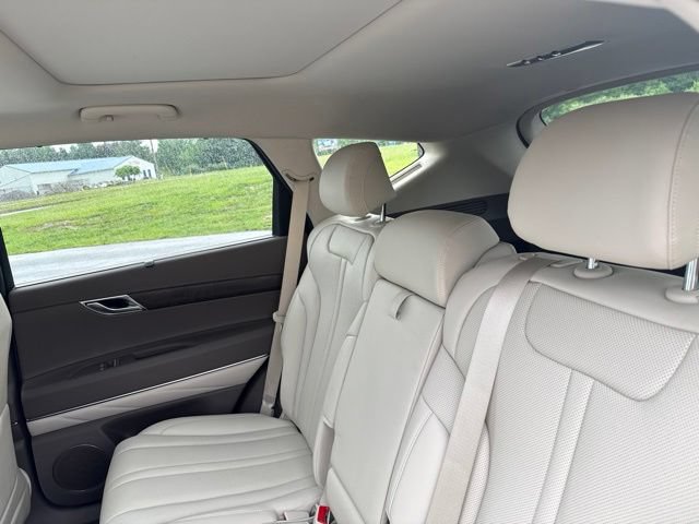 Used 2024 Genesis GV80 3.5T AWD/4WD image 32