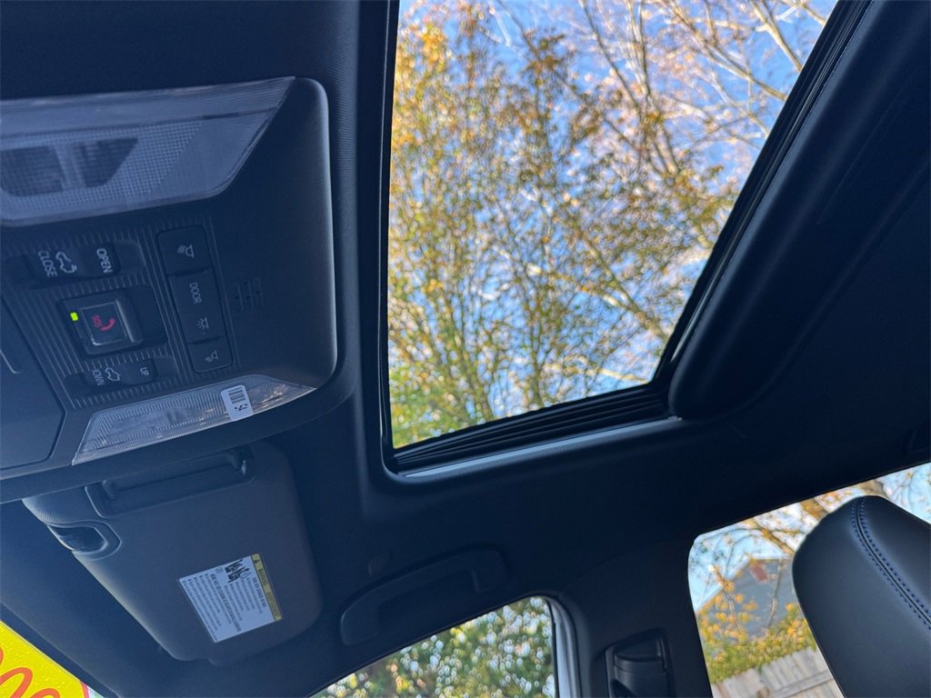 Used 2024 Toyota RAV4 XSE image 27