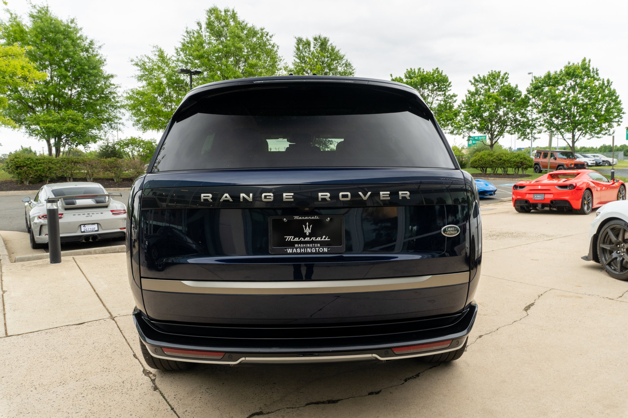 Used 2023 Land Rover Range Rover Autobiography AWD/4WD image 4