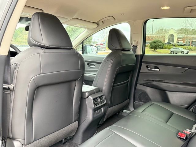 Used 2025 Nissan Murano SV image 27