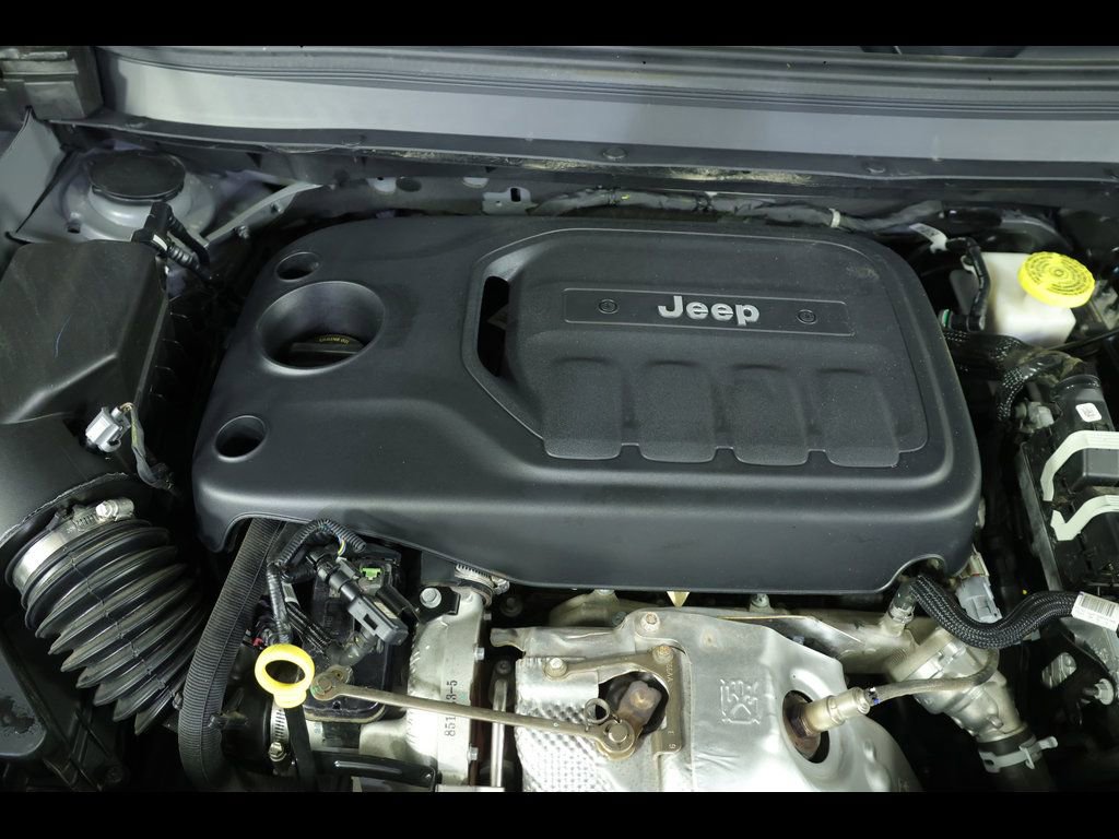 Used 2022 Jeep Cherokee Latitude Lux AWD/4WD image 21