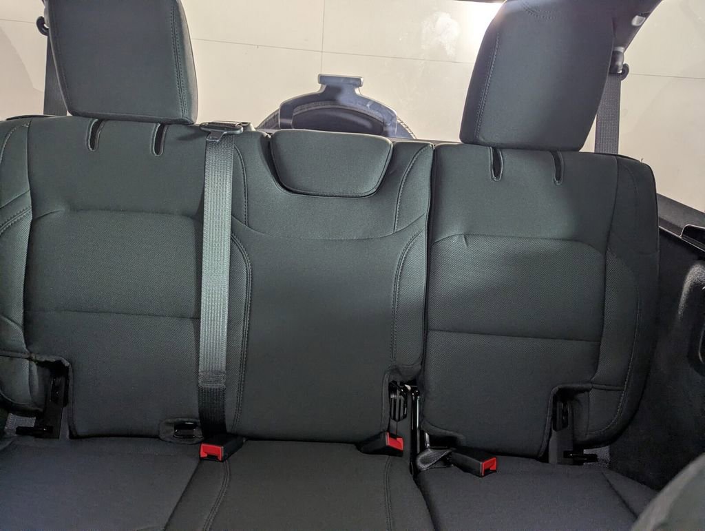 Certified 2022 Jeep Wrangler Unlimited Sport image 22