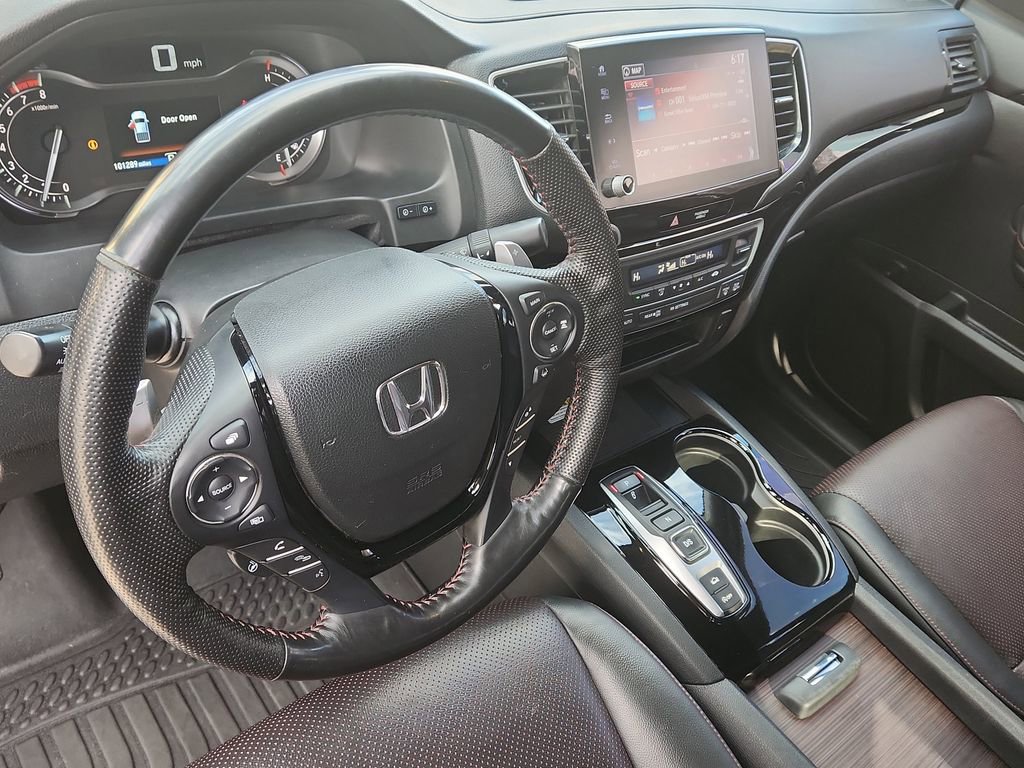 Used 2023 Honda Ridgeline Black Edition image 11