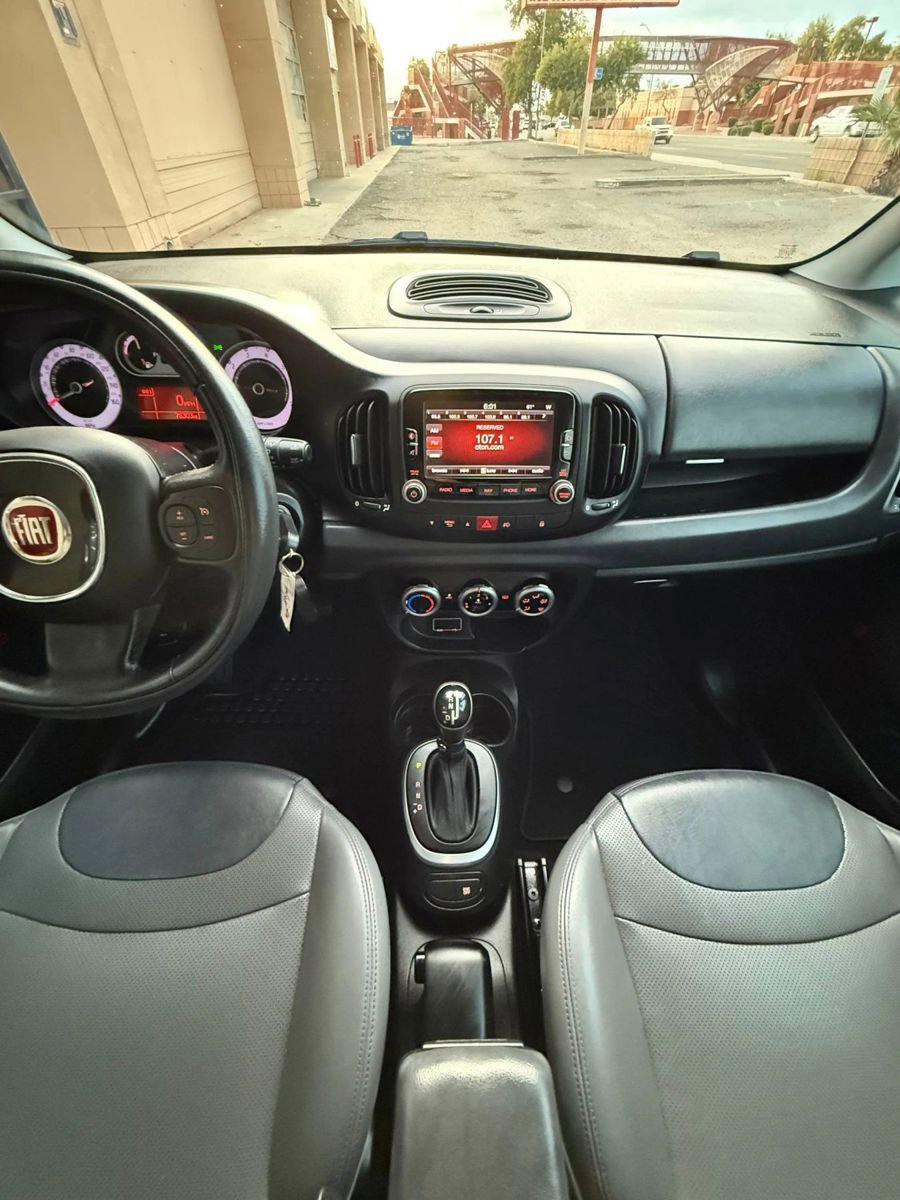 Used 2017 FIAT 500L Trekking w/ Urbana Appearance Package image 17