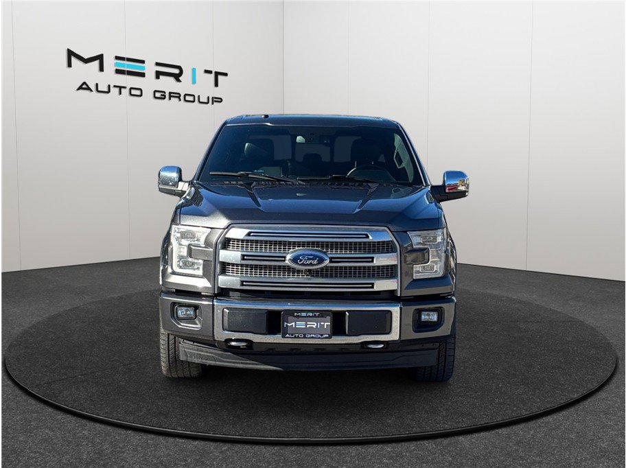 Used 2017 Ford F150 Platinum w/ Equipment Group 701A Luxury image 3