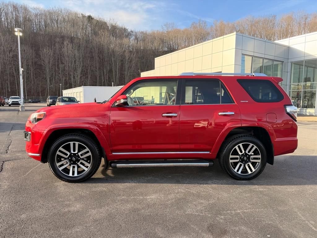 Used 2024 Toyota 4Runner Limited AWD/4WD image 8