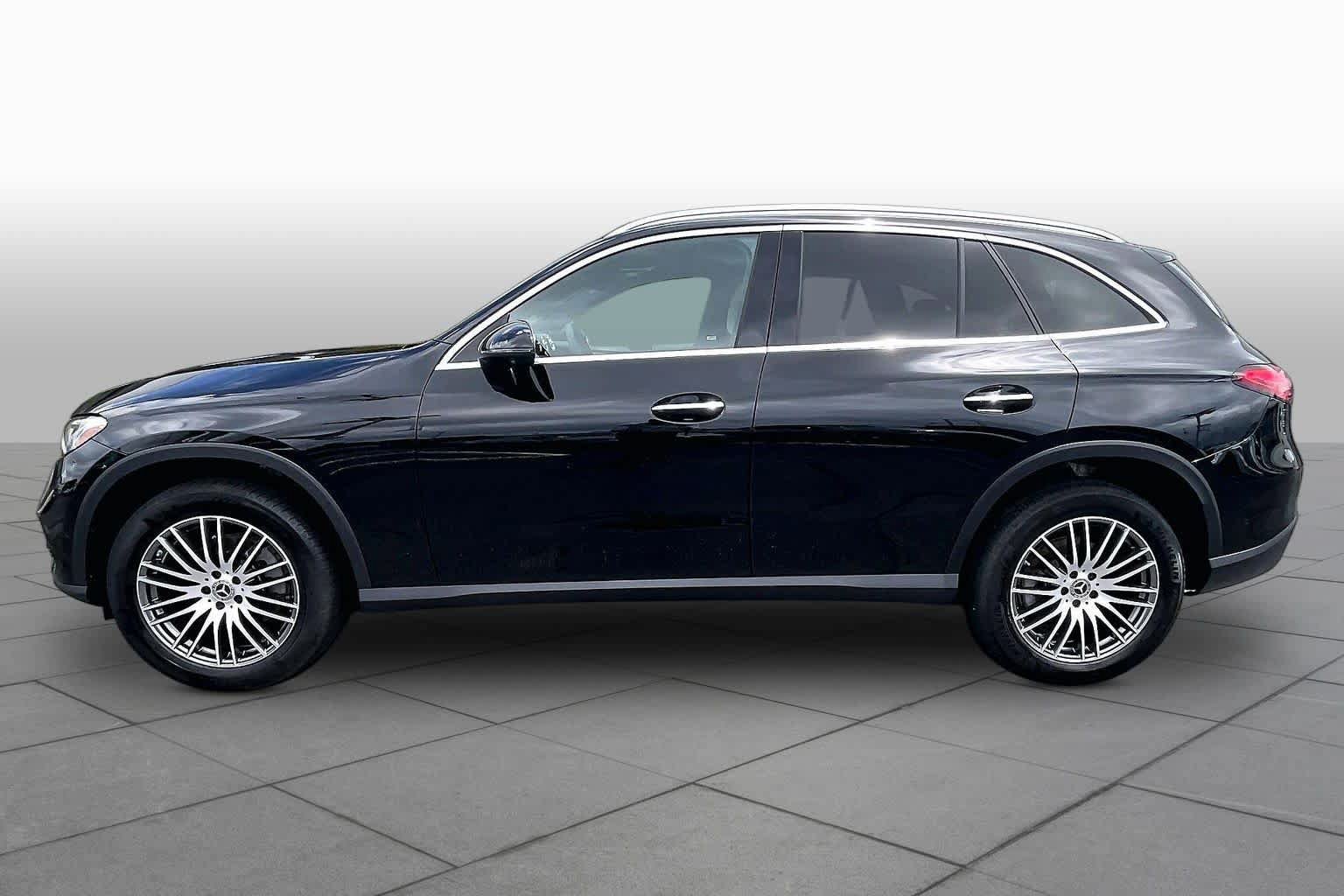 Used 2025 Mercedes-Benz GLC 300 image 33