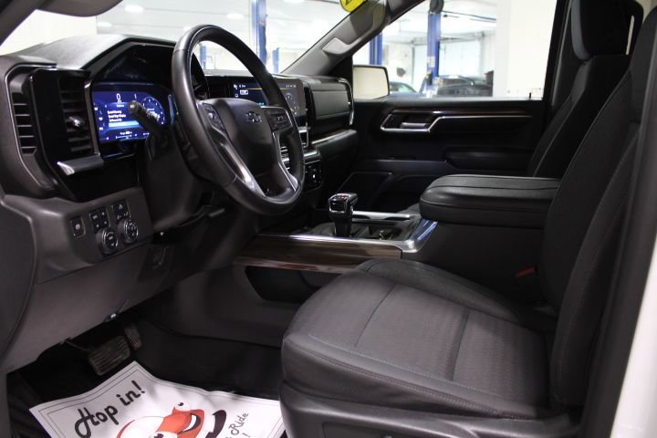 Used 2023 Chevrolet Silverado 1500 LT Trail Boss w/ Protection Package image 20