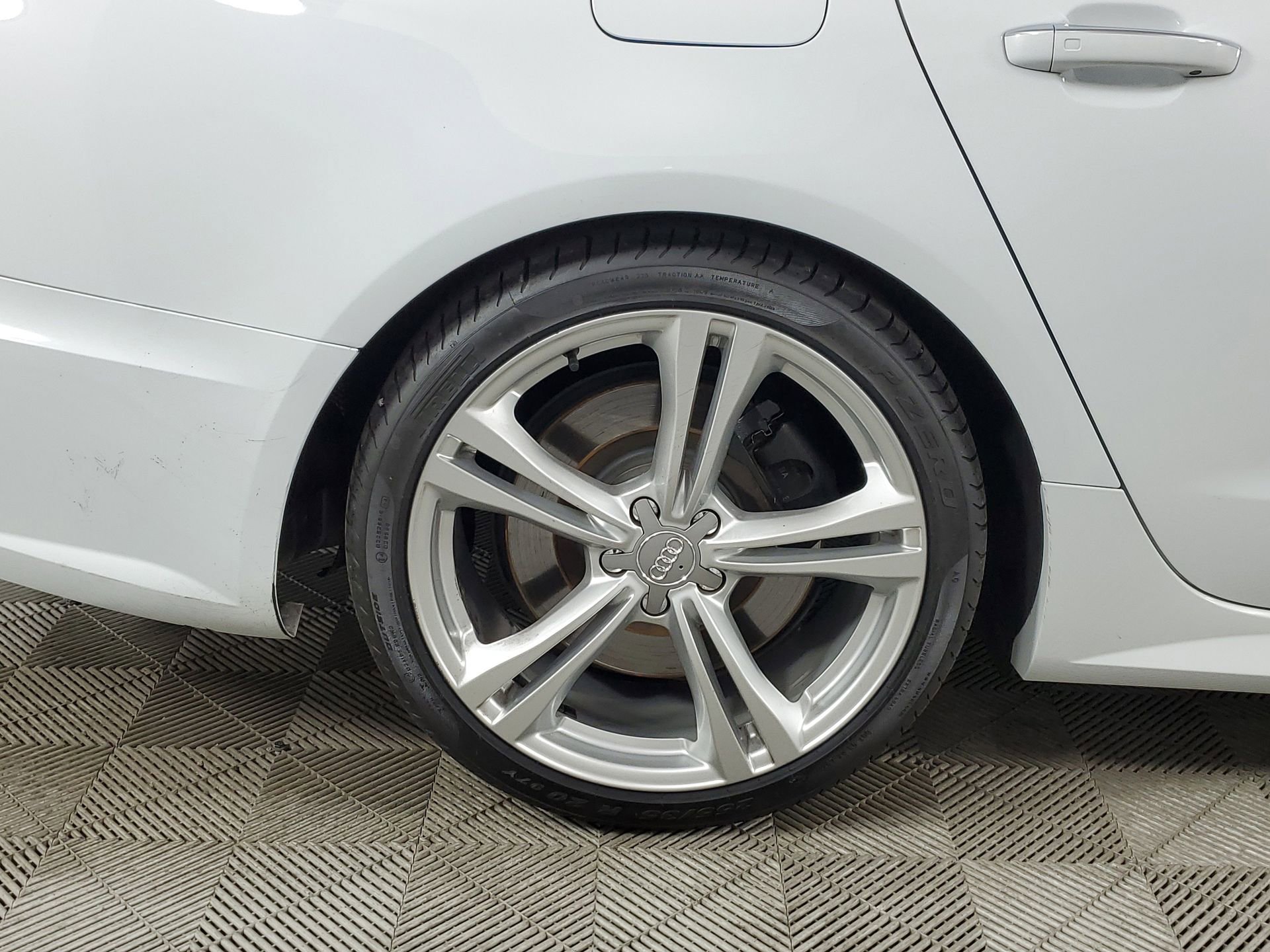 Used 2016 Audi S6 Prestige w/ Prestige Package image 13