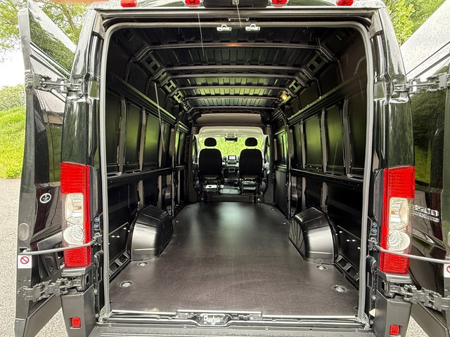 New 2026 RAM ProMaster 3500 w/ Safety Group FWD image 12