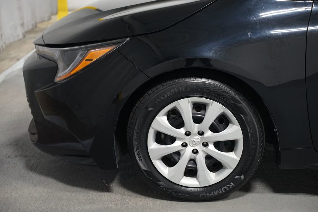 Certified 2023 Toyota Corolla LE image 5