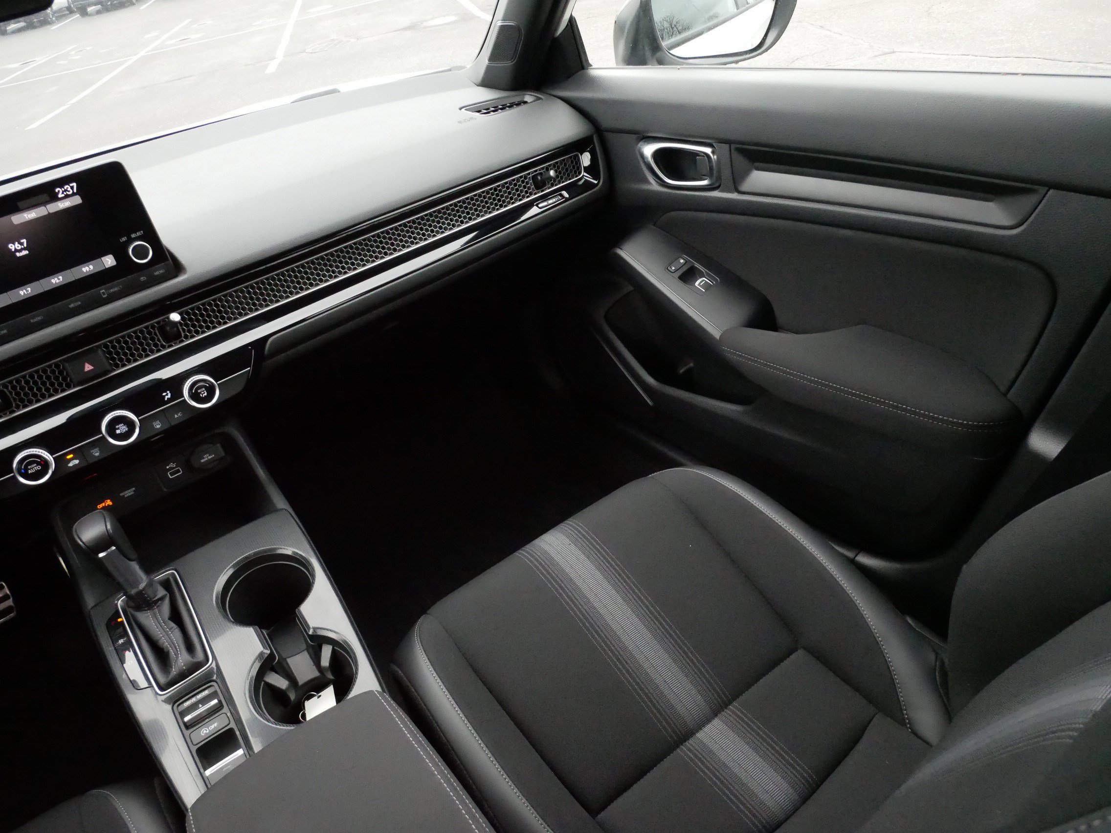 Used 2022 Honda Civic Sport image 11