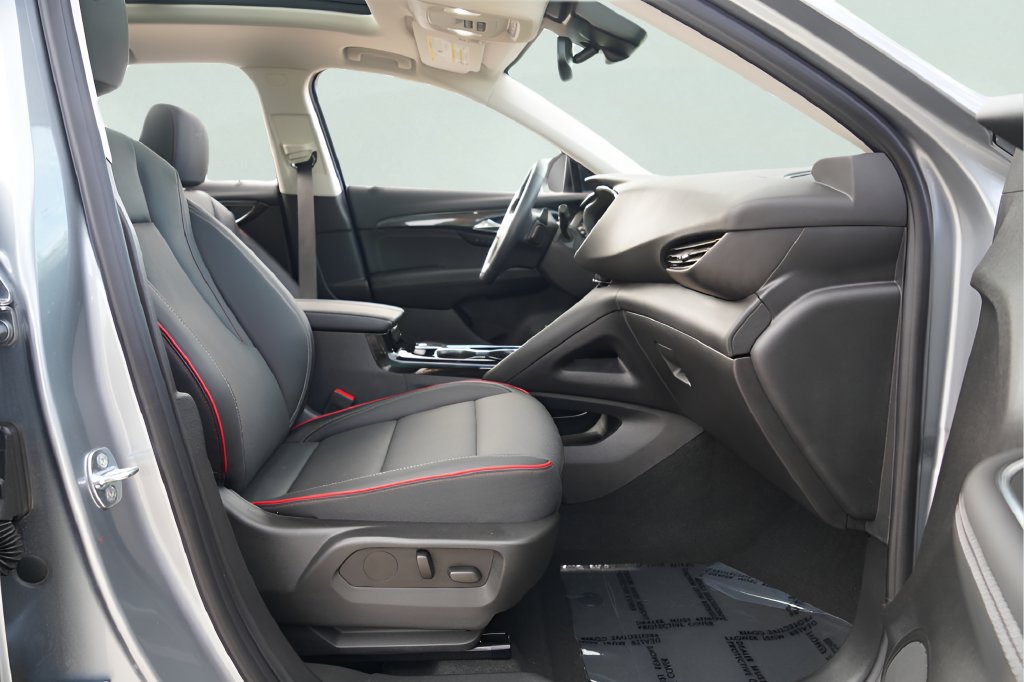 Used 2023 Buick Envision Essence w/ Sport Touring Package AWD/4WD image 23