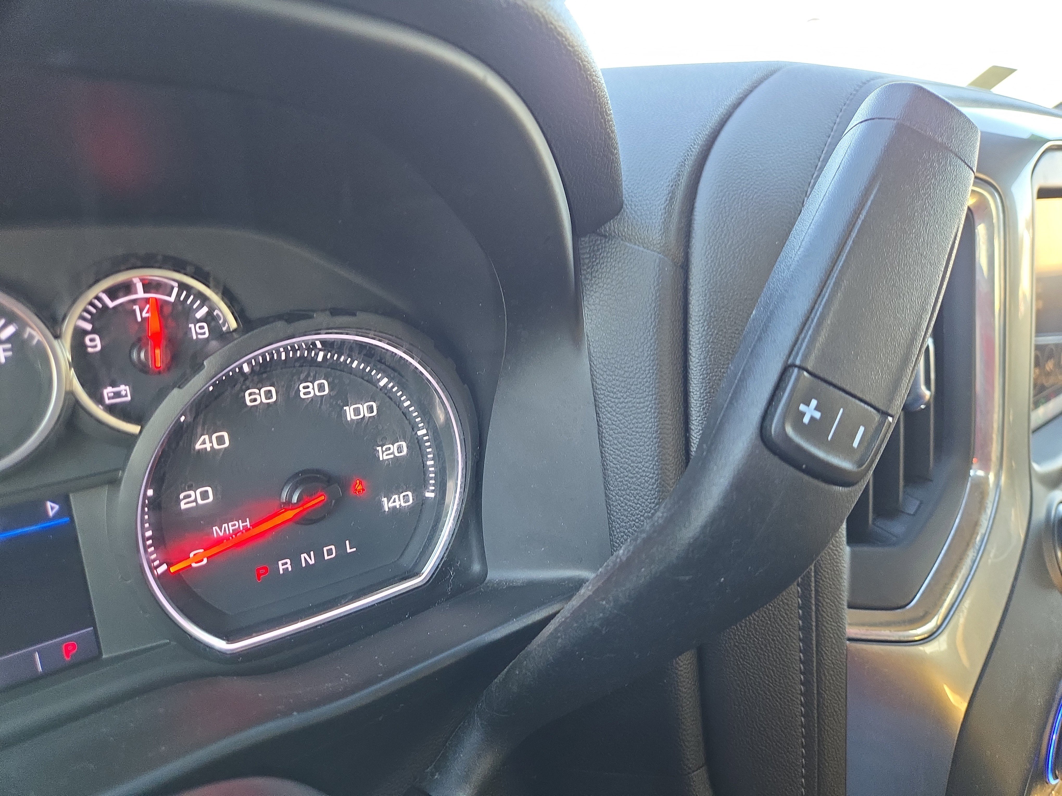 Used 2022 Chevrolet Silverado 1500 LT w/ Z71 Off-Road Package image 23