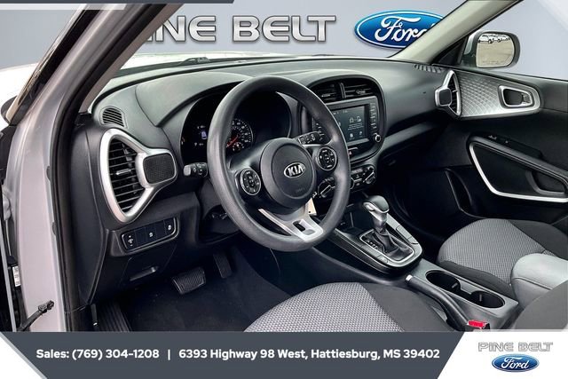 Used 2021 Kia Soul LX image 11