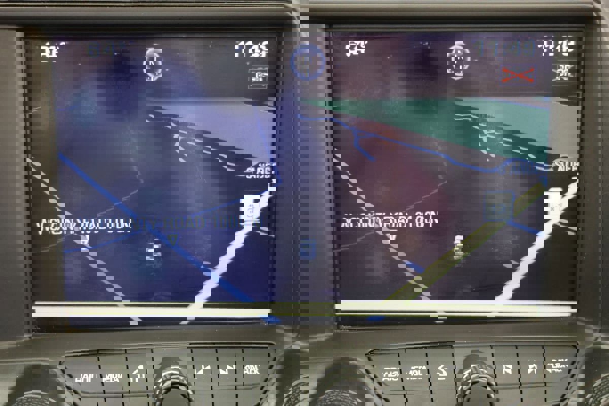 Used 2015 Chevrolet Corvette Stingray Coupe w/ 2LT Preferred Equipment Group image 8