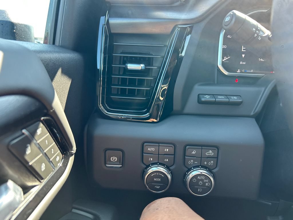 New 2026 GMC Sierra 2500 AT4X AWD/4WD image 20