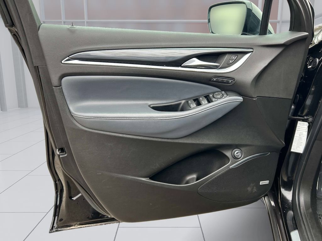 Used 2024 Buick Enclave Premium image 21